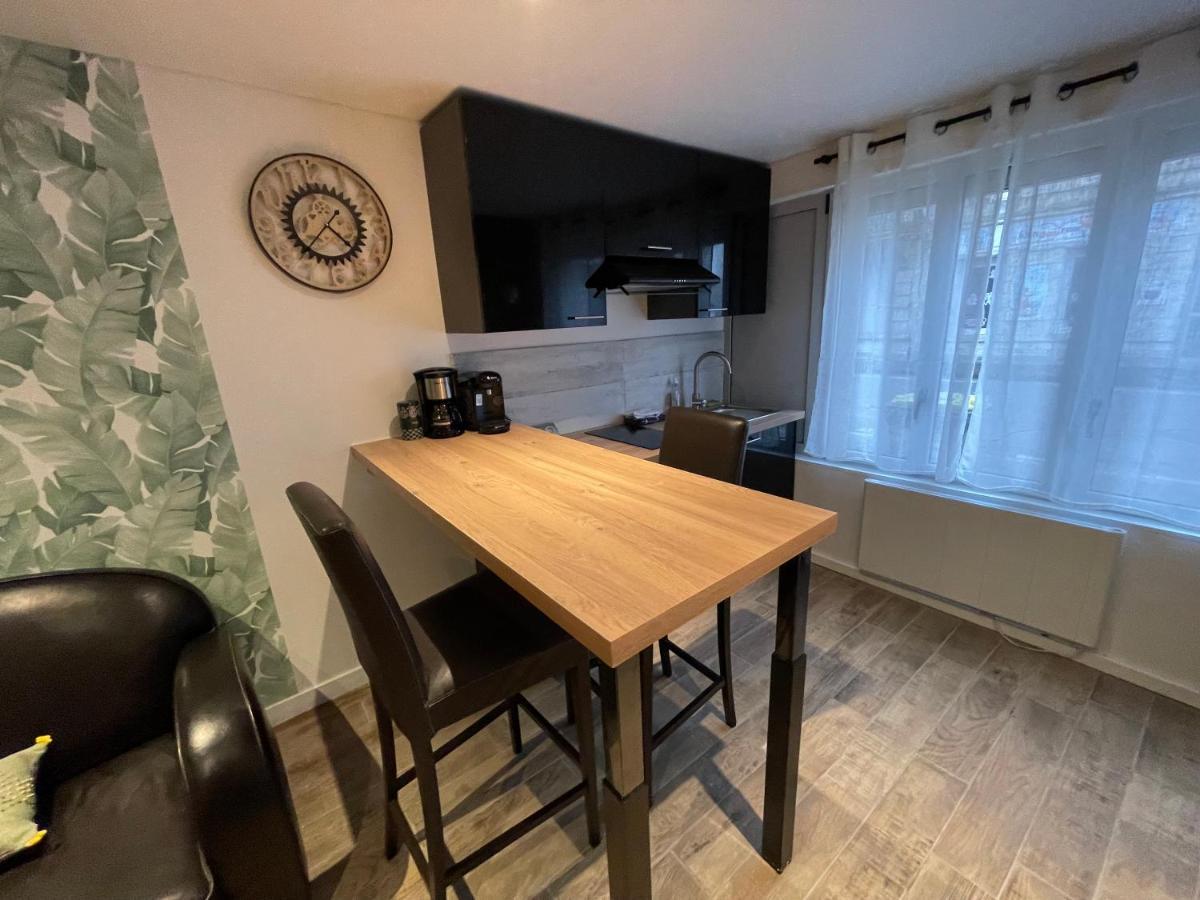 Апартаменты L'Escale Niortaise - L'Angelique - 10Mn Gare Sncf, 5 Mn Hyper Centre Экстерьер фото